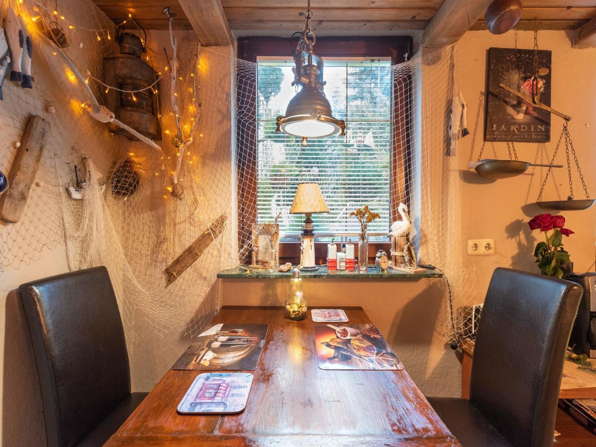 Comfortable Apartment In Wismar Mecklenburg With Fireplace Eksteriør billede